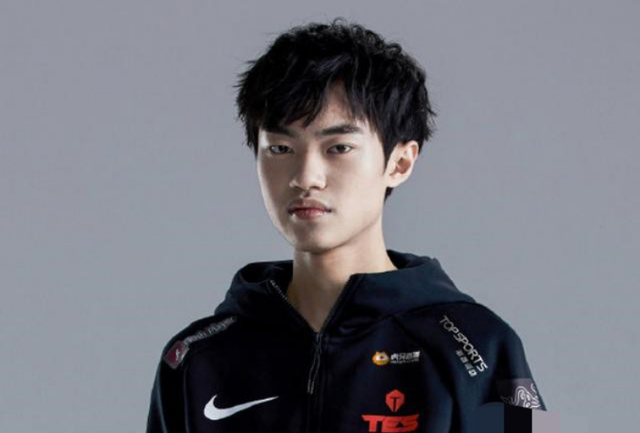 Virtus.pro 替换 Xoma 为 PASHANOJ