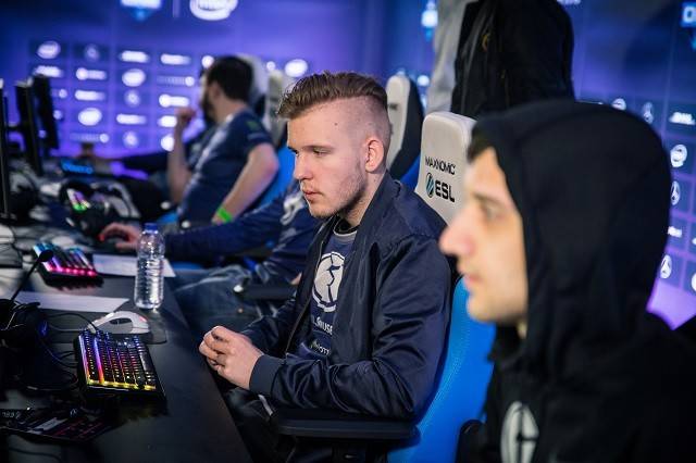 Wildcard 解散 CS2 阵容