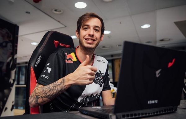 V社即将把CSGO改名为CS？