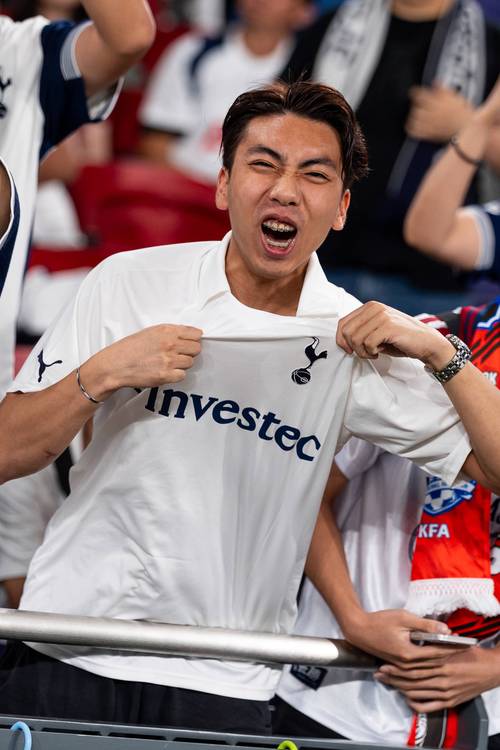 Here we go！罗马诺：阿贾克斯中场肯尼思-泰勒将加盟拉齐奥